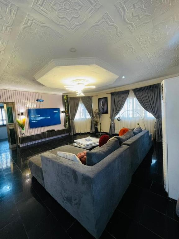 Cozy 4-Bedroom Home in Ibadan shortlet apartment in Ibadan