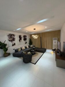 Second Home Shortlet Apartment in Lekki Phase 1