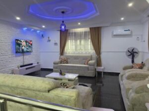 Modern 4-bedroom Apartment in a Quiet Estate Shortlet Apartment in 