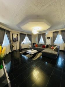 Cozy 4-Bedroom Home in Ibadan Shortlet Apartment in 