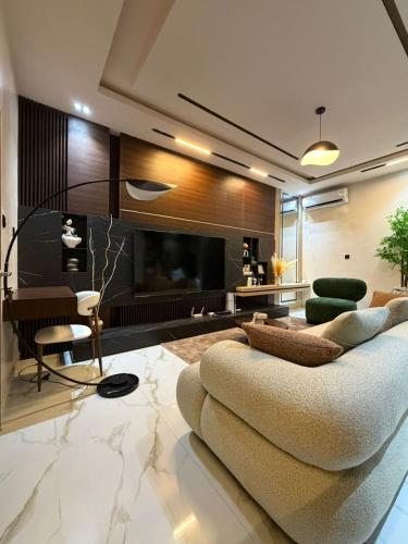 Goldenstay signature apartment 2 shortlet apartment in Lekki