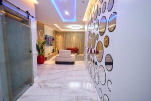 Ikoyi Banana Road -Luxurious 2 Bed Apartment Shortlet Apartment in Ikoyi
